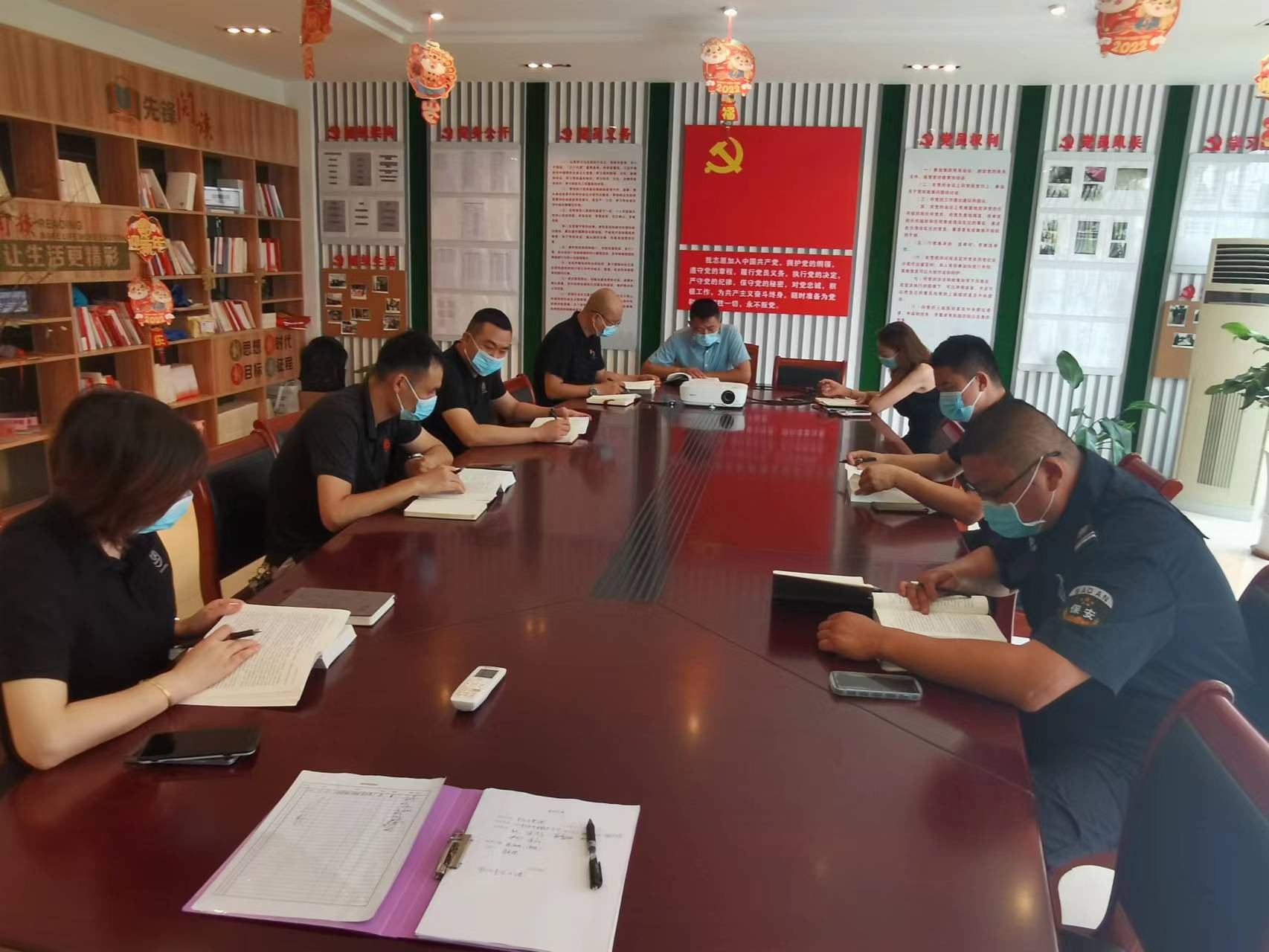 博立书记上党课 博立书记上党课